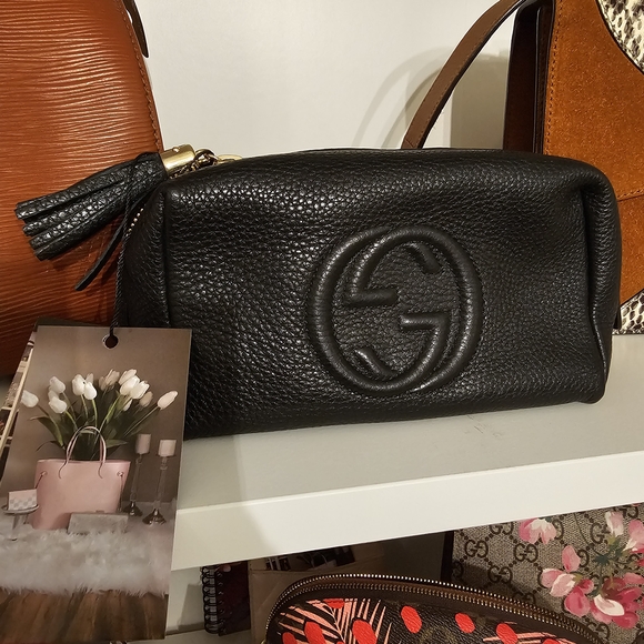 Gucci Handbags - Gucci Black Pebbled Leather Logo Cosmetic Case